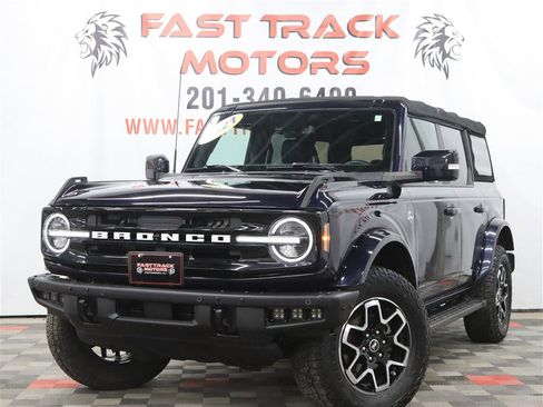 Used 2021 Ford Bronco Outer Banks AWD/4WD image 1