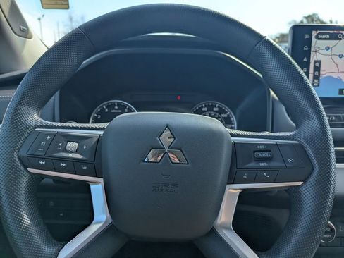 New 2026 Mitsubishi Outlander ES AWD/4WD image 29