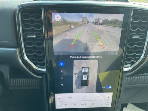 Certified 2024 Ford Ranger Lariat w/ FX4 Off-Road Package image 18