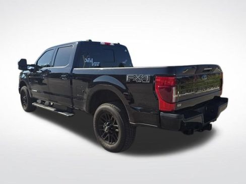 Used 2022 Ford F250 Lariat w/ Black Appearance Package AWD/4WD image 5