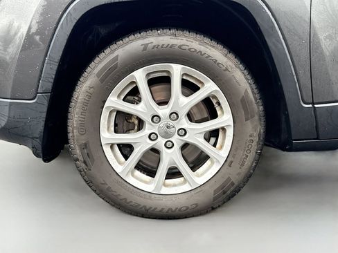 Used 2016 Jeep Cherokee Latitude image 29