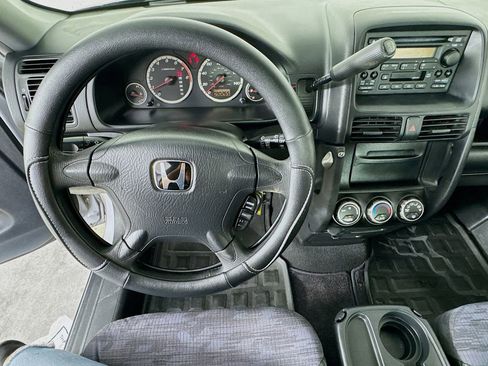Used 2003 Honda CR-V LX image 12