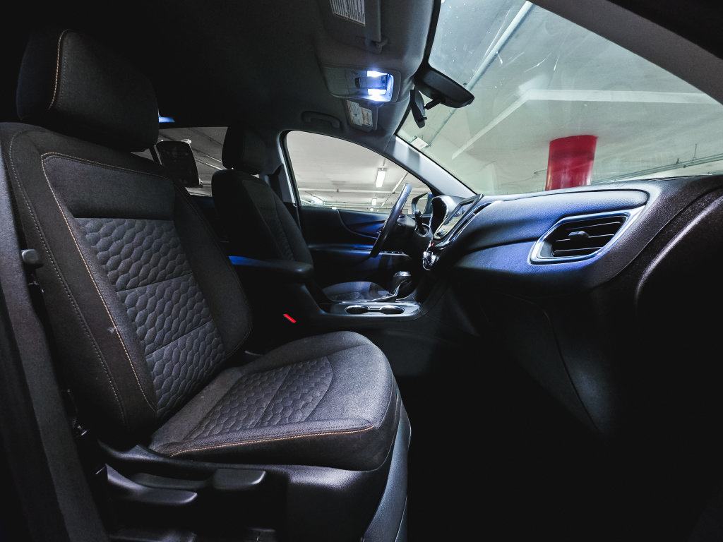 Used 2019 Chevrolet Equinox LT FWD image 34