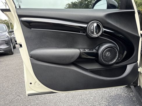 Used 2016 MINI Cooper S image 14