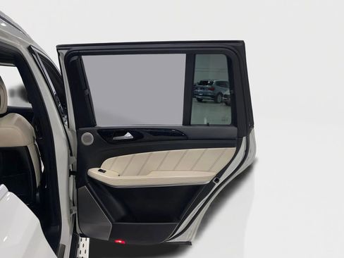 Used 2016 Mercedes-Benz GL 63 AMG 4MATIC w/ Accessory Chrome Package image 41