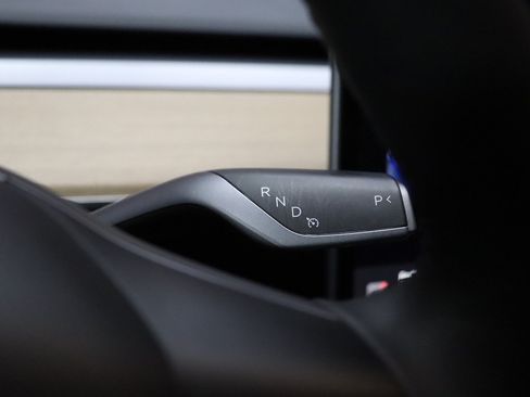 Used 2022 Tesla Model Y Long Range AWD/4WD image 38