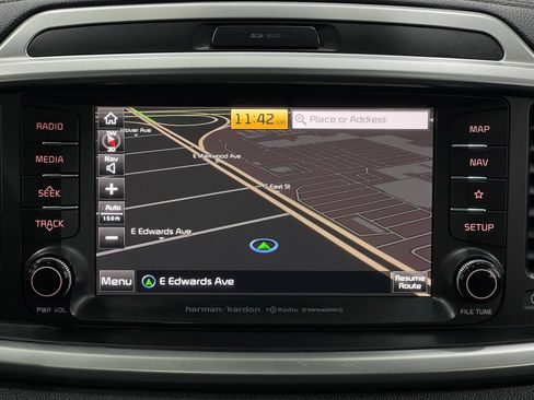 Used 2020 Kia Sorento SX FWD image 10