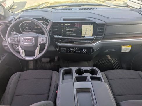 New 2026 GMC Sierra 1500 SLE w/ Preferred Package AWD/4WD image 15