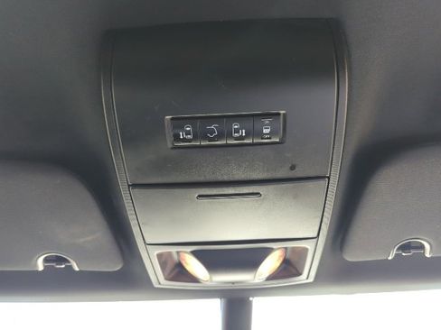 Used 2019 Dodge Grand Caravan SXT image 20