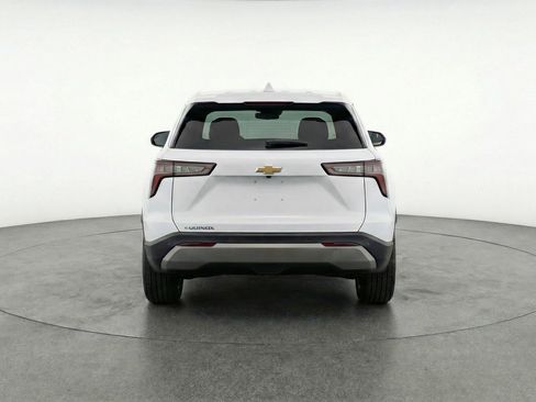 Used 2025 Chevrolet Equinox LT image 7