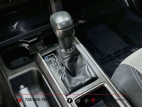 Used 2021 Toyota Tacoma TRD Off-Road w/ Technology Package AWD/4WD image 16