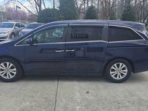 Used 2014 Honda Odyssey EX image 2