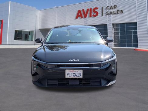 Used 2025 Kia K4 FWD image 2