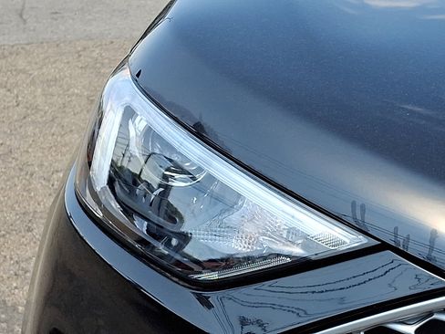 Used 2024 Ford Edge SEL w/ Convenience Package AWD/4WD image 9