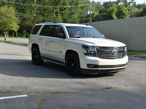 Used 2015 Chevrolet Tahoe LTZ RWD image 9