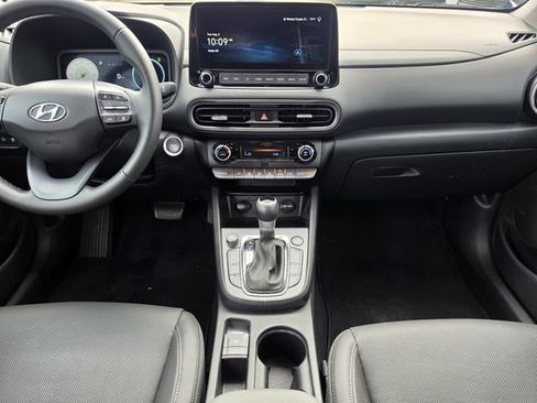 Used 2023 Hyundai Kona Limited AWD/4WD image 14