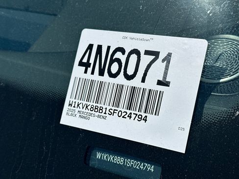 New 2025 Mercedes-Benz SL 63 AMG 4MATIC image 18