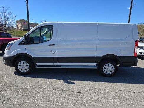 Used 2024 Ford Transit 250 Low Roof w/ Exterior Upgrade Package image 2