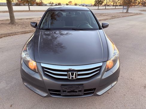 Used 2011 Honda Accord LX image 17