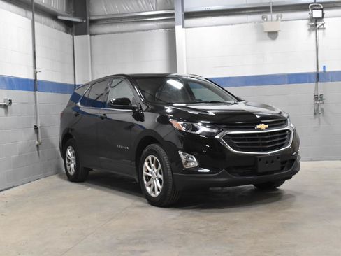 Used 2020 Chevrolet Equinox LT w/ Driver Convenience Package AWD/4WD image 25