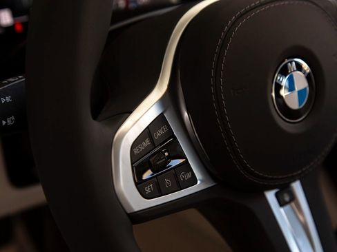 Used 2025 BMW 840i w/ M Sport Professional Package image 17