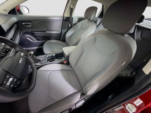 Used 2025 Kia K4 FWD image 13