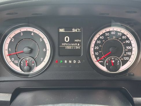 Used 2018 RAM 1500 Express w/ Express Value Package AWD/4WD image 15