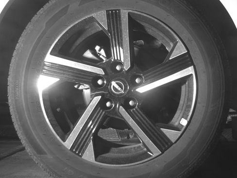 Used 2025 Nissan Sentra SV FWD image 12