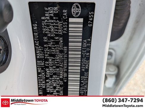 Used 2017 Toyota Camry XLE w/ Moonroof Package FWD image 41