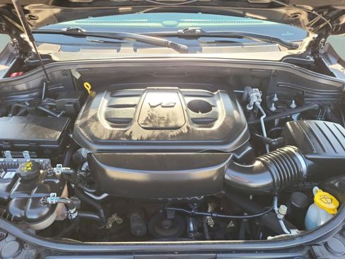 Used 2017 Jeep Grand Cherokee Limited w/ Luxury Group II image 11