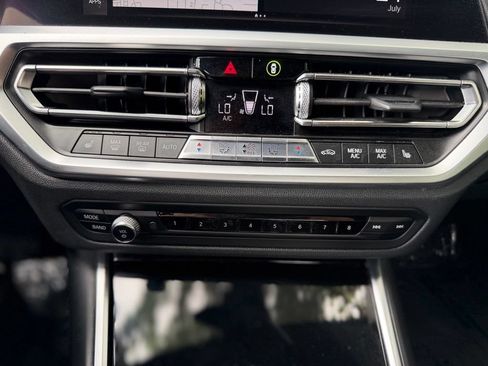 Used 2019 BMW 330i xDrive Sedan w/ Driving Assistance Package AWD/4WD image 30