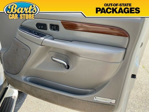 Used 2004 Cadillac Escalade AWD image 15