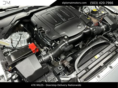 Used 2018 Jaguar XF S RWD image 47