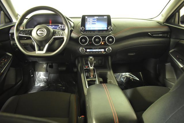 Certified 2025 Nissan Sentra SR w/ Midnight Edition FWD image 26
