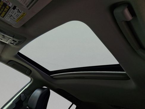 Used 2011 Lexus GX 460 w/ Comfort Plus Pkg image 15