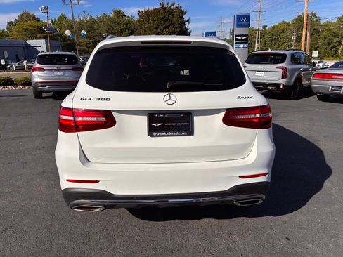 Used 2019 Mercedes-Benz GLC 300 4MATIC image 14