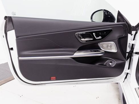 Used 2025 Mercedes-Benz CLE 53 AMG CLE 53 AMG image 5