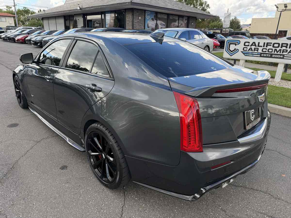 Used 2016 Cadillac ATS V w/ Luxury Package RWD image 3
