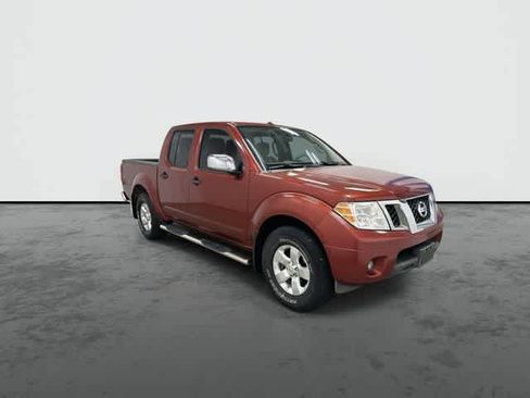 Used 2013 Nissan Frontier SV w/ SV Value Truck Pkg RWD image 5