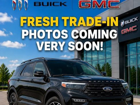 Used 2023 GMC Sierra 3500 Denali w/ Denali Ultimate Package AWD/4WD image 3