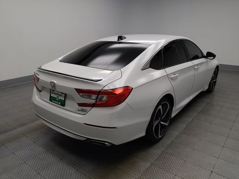 Used 2021 Honda Accord Sport image 9