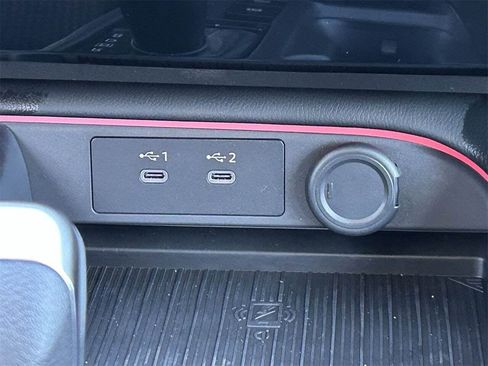 New 2026 Nissan Sentra SR FWD image 22