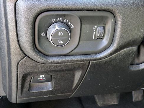 Used 2022 RAM 1500 Big Horn image 14