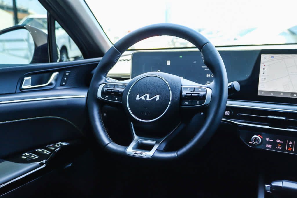 Used 2025 Kia K5 GT w/ GT1 Package FWD image 15