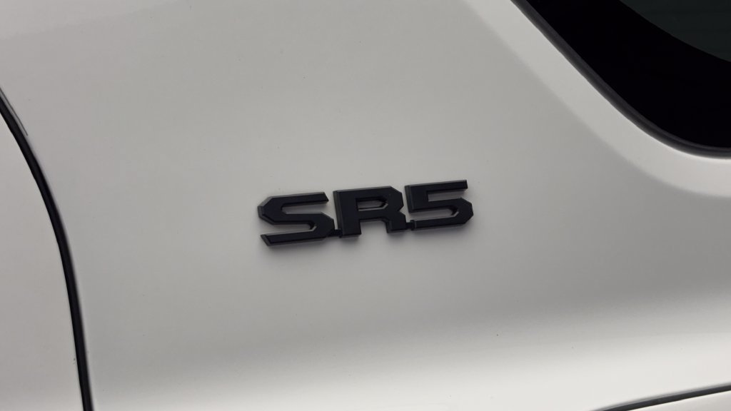 Used 2025 Toyota 4Runner SR5 AWD/4WD image 7