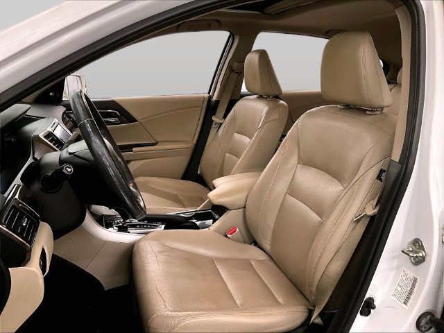 Used 2016 Honda Accord EX-L image 25
