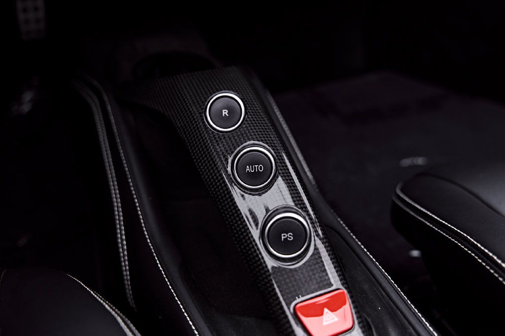 Used 2018 Ferrari 488 Spider RWD image 82