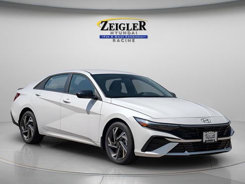 New 2025 Hyundai Elantra Sport FWD image 1