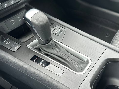 New 2026 Nissan Kicks SV image 21