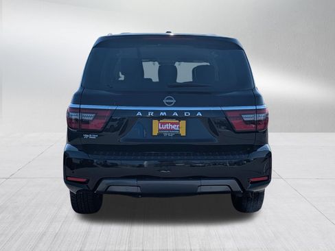 Used 2021 Nissan Armada SV image 6